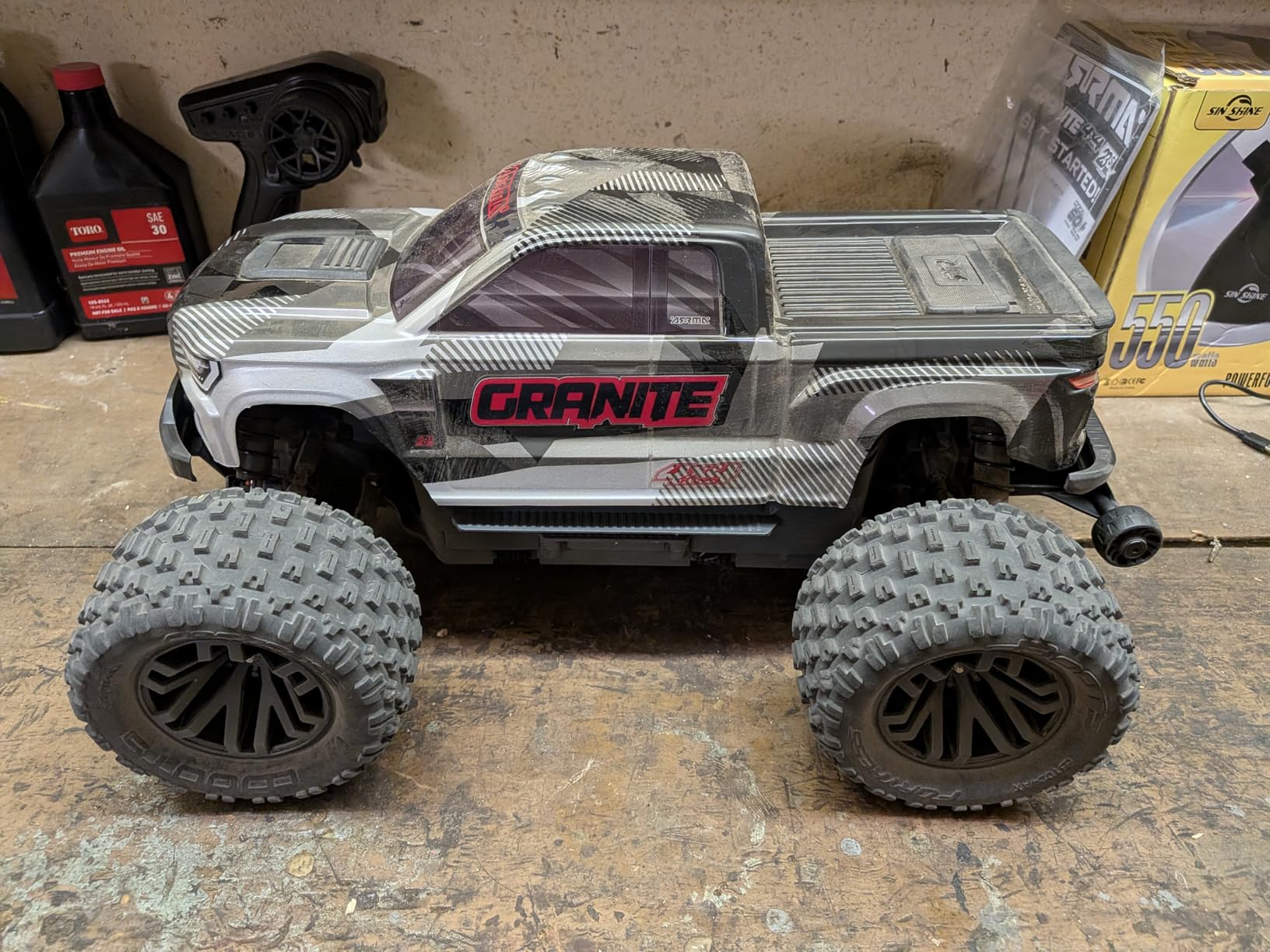ARRMA RC Truck 1/10 Granite 4X4 223S BLX BRUSHLESS Monster Truck RTR with DSC, Blue, ARA4302V4T1 customer photo 1
