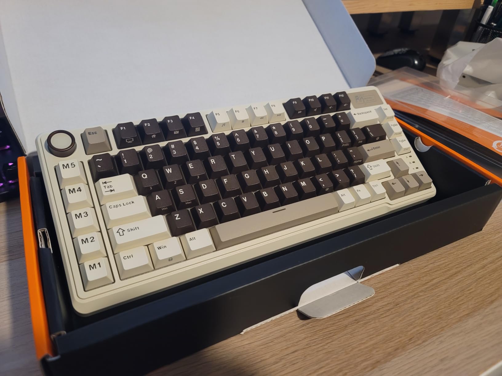 RK ROYAL KLUDGE L75 Gasket Mount Mechanical Keyboard w/Knob/Macro Keys & Touchable Nameplate, Tri-Mode 75% TKL Wireless Keyboard BT/2.4G/USB-C, Hot Swappable, Pro Software, Massive 8000mAh Battery customer photo 2