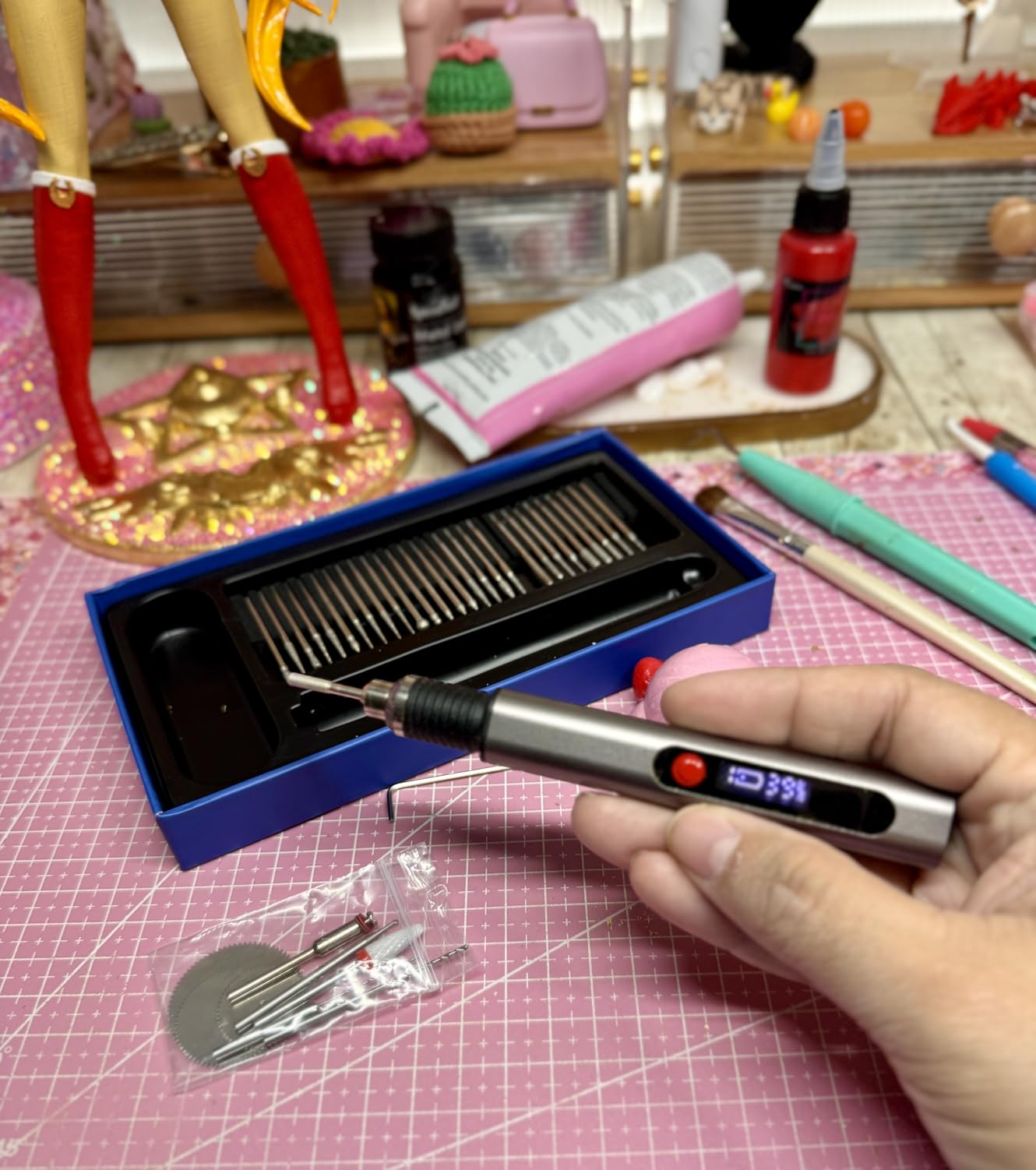 TUBINOONE Engraving Pen, Ultimate Cordless Portable Tool for Artists & DIYers - Engrave 50+ Surfaces - Beginner Friendly - Rechargeable - Free 30 Bits & Mastery Guide & Stencils (Silver) customer photo 1