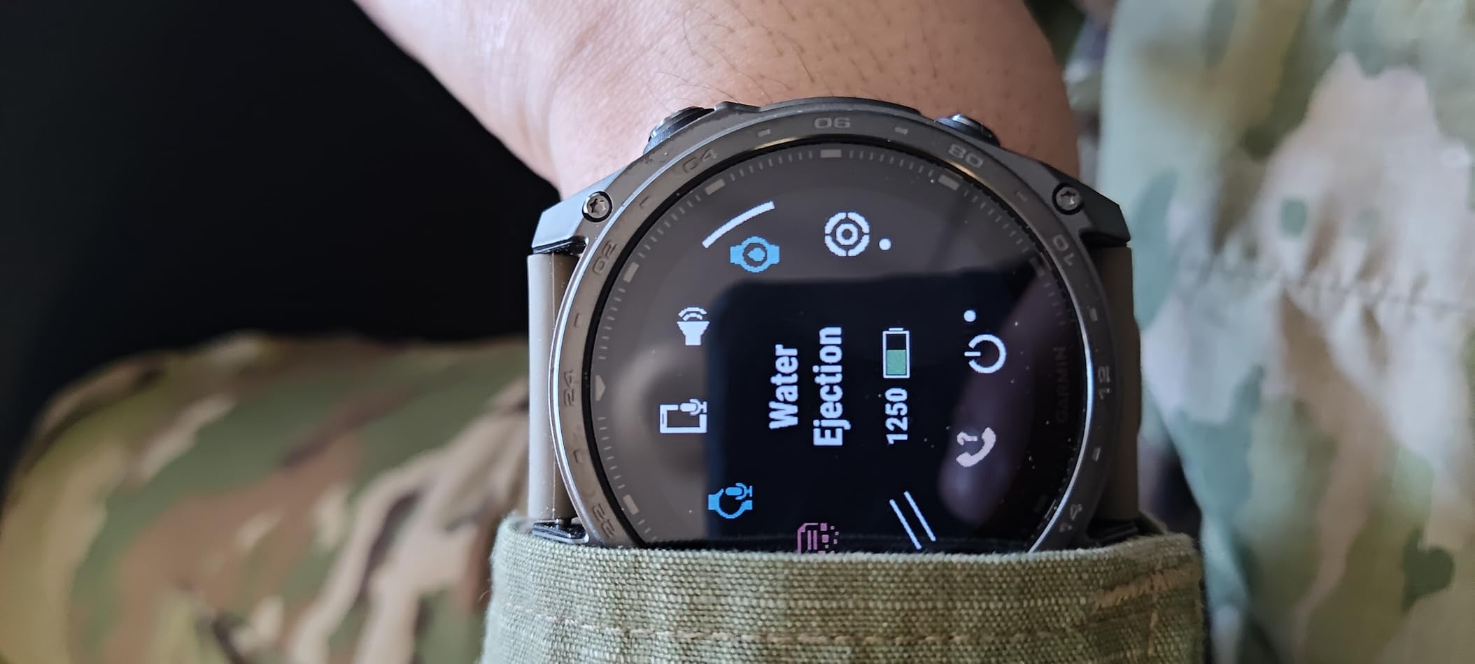 Garmin tactix 8 51mm, Solar Charged Display, Elite, Premium Tactical GPS Smartwatch, Includes Applied Ballistics Elite Solver, Titanium Bezel, Sapphire Lens, 40-Meter Dive Rating customer photo 1