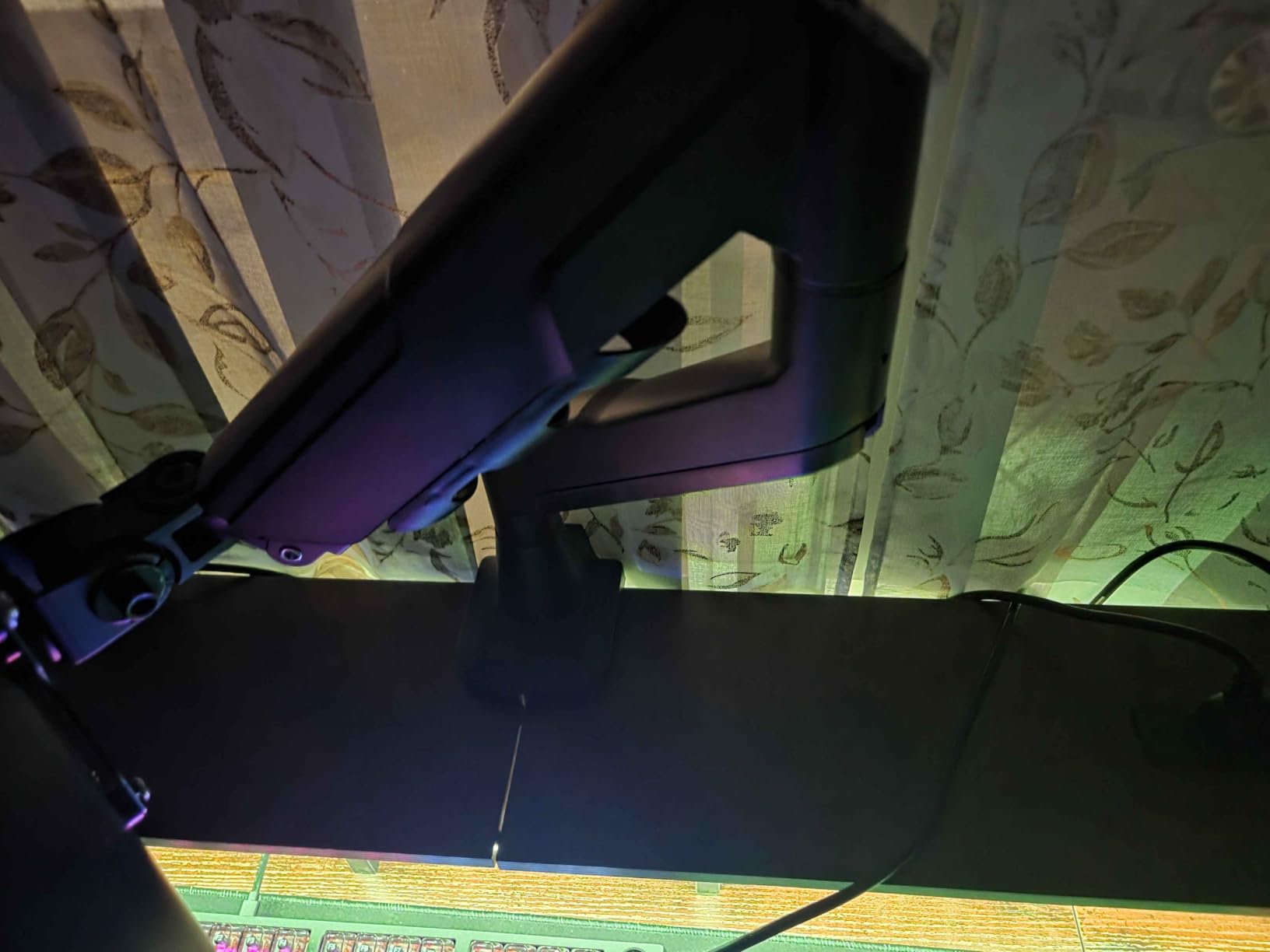 WALI Triple Monitor Mount for 13-32 inch Screens, Full Adjustable 3 Monitors Desk Mount with Clamp & Grommet Base, Gas Spring Monitor Arm, up to 19.8lbs Each, VESA 75x75 100x100 mm (GSDM003XL), Black customer photo 2