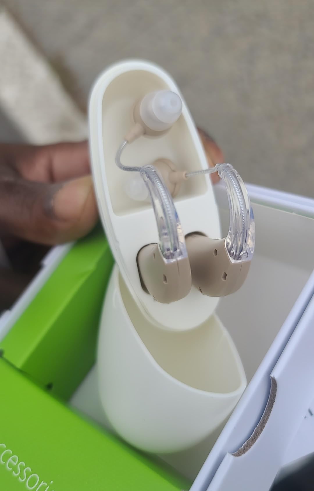 Hearing Aids for Seniors, Rechargeable Hearing Amplifier with Noise Cancelling, Adjustable Volume Control, One Pair Hearing Assist Devices with Charging Box(Black) customer photo 2