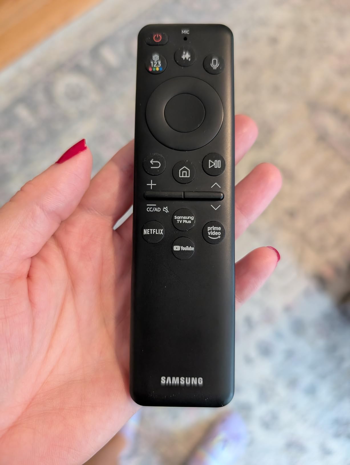 Samsung 85-Inch Class Neo QLED 8K QN900F Series, Vision AI, Mini LED Smart TV (2025 Model, 85QN900F) Neo Quantum HDR 8K Pro, Object Tracking Sound + w/Dolby Atmos, Glare Free, Alexa Built-in customer photo 1