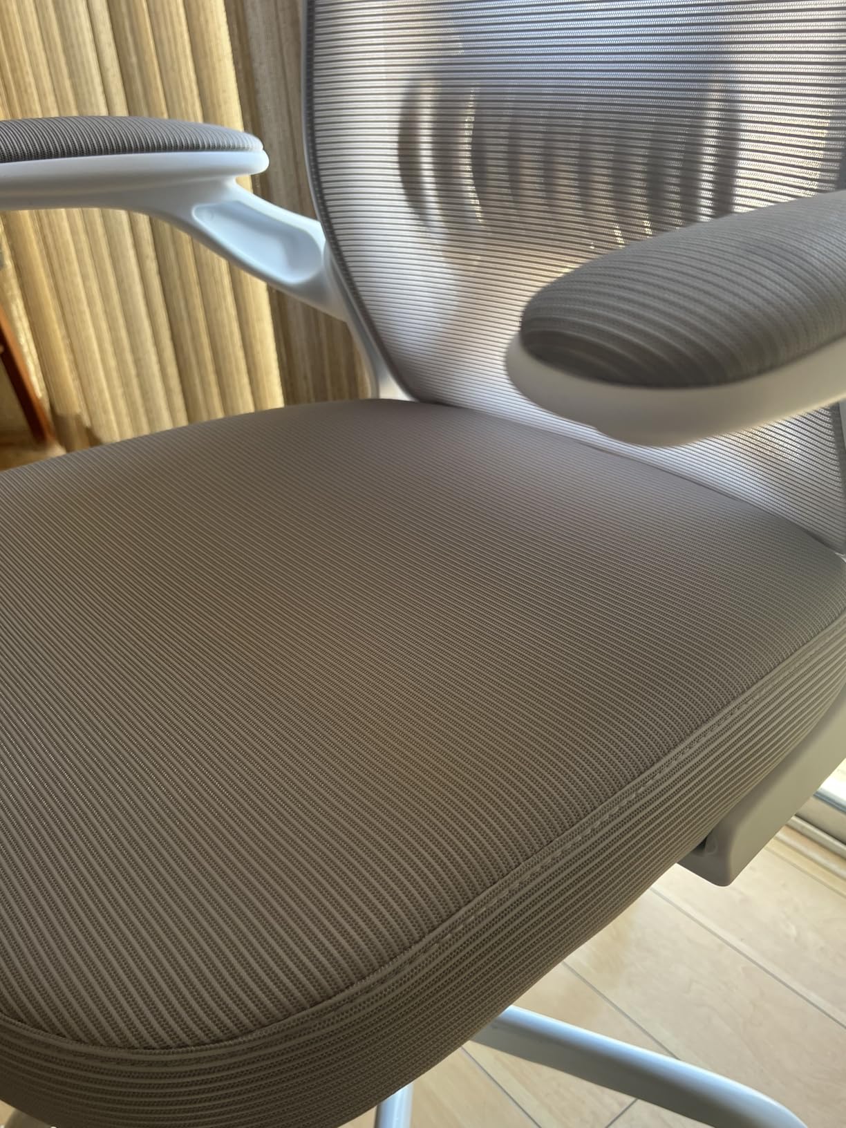 Mesh Office Chair with Adjustable Lumbar Support and Flip-up Arms, Ergonomic Home Office Desk Chair with Wheels, Black customer photo 2