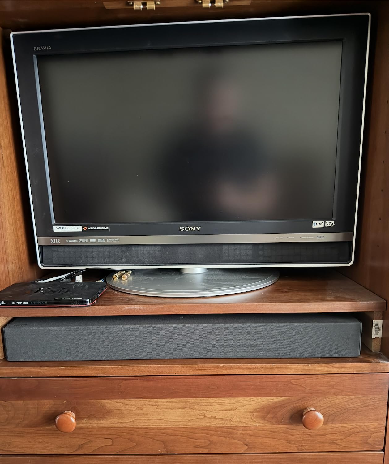 Samsung B-Series Soundbar HW B400F 2.0 ch Soundbar with Built in Subwoofer (2025 Model) One Remote Control, Surround Sound Expansion, Voice Enhance Mode customer photo 1