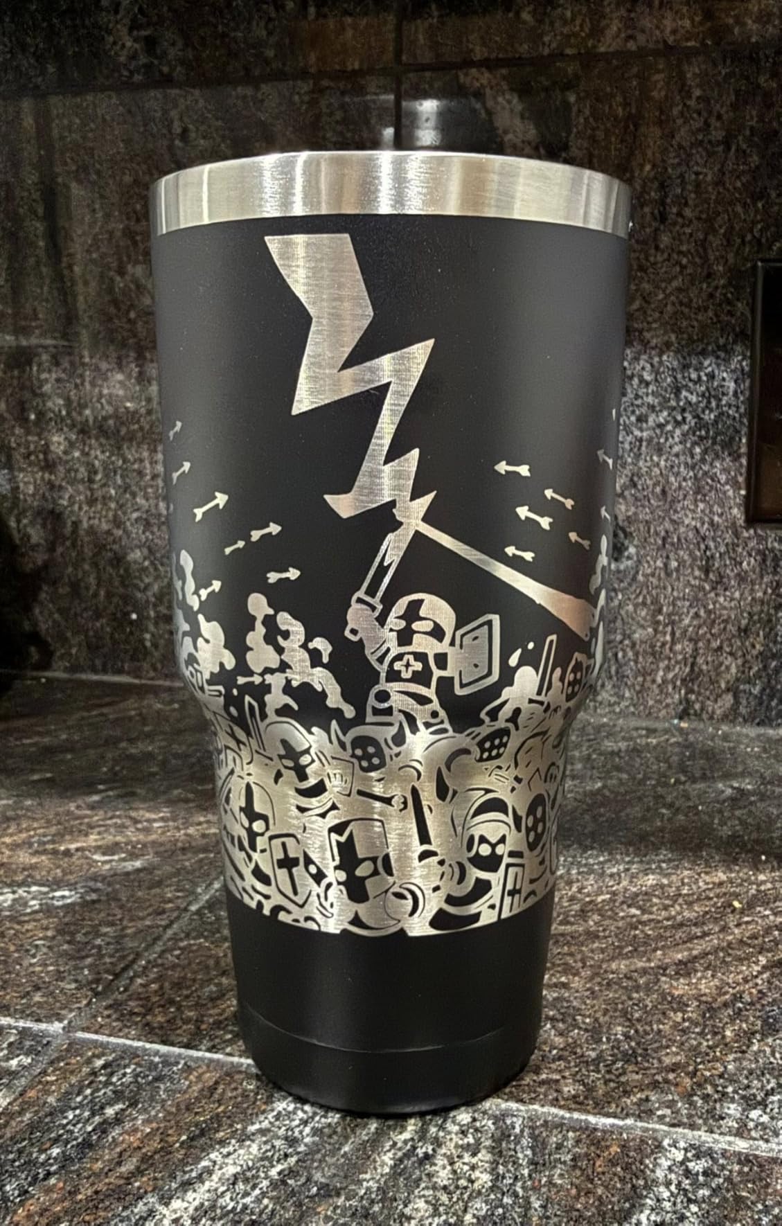 YOUKE OLA 12 Pack Insulated Tumbler Powder Coated Stainless Steel Double Wall Vacuum Travel Coffee Tumbler Cup with Lid and Straw for Laser Engrave DIY Gift 30oz Black customer photo 1