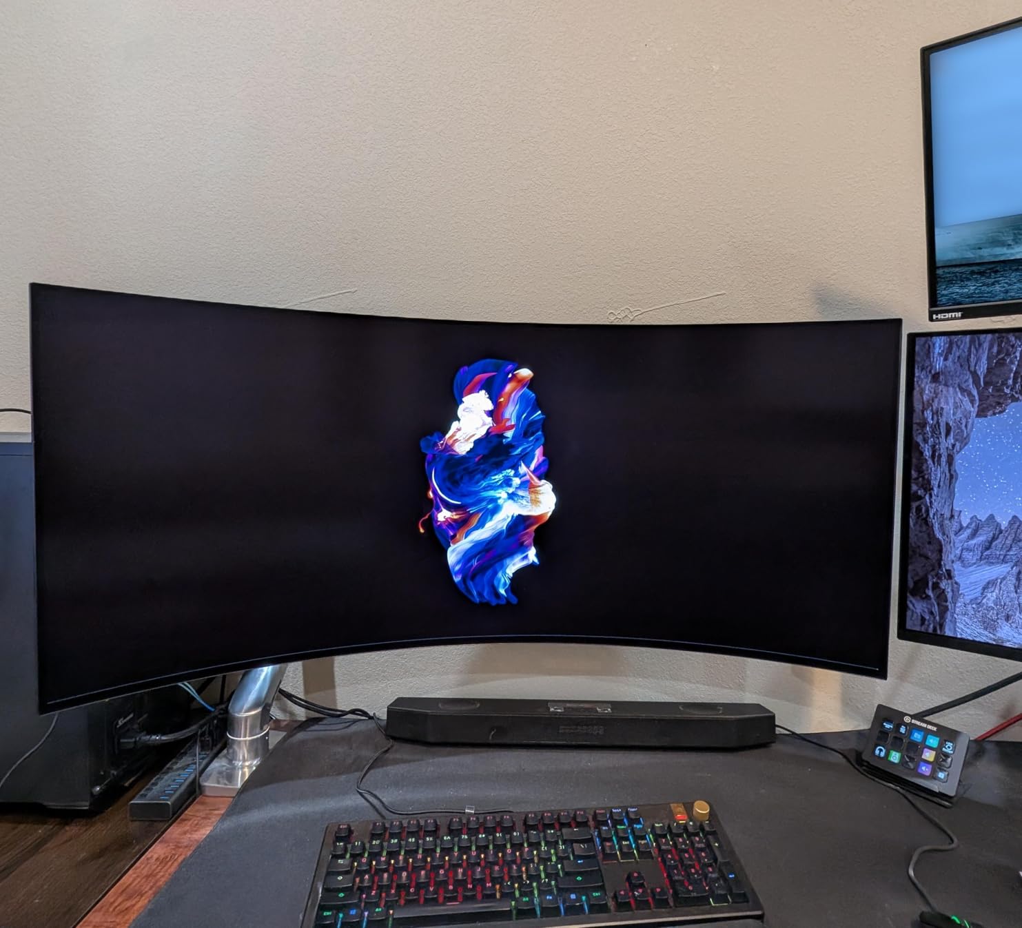 LG 45GX950A-B 45-inch Ultragear 5K2K WUHD (5120 x 2160) OLED Curved Gaming Monitor, Dual-Mode, 165Hz, 0.03ms, NVIDIA G-Sync, AMD FreeSync Premium Pro, HDR True Black 400, USB Type-C 90W, DP2.1 customer photo 1