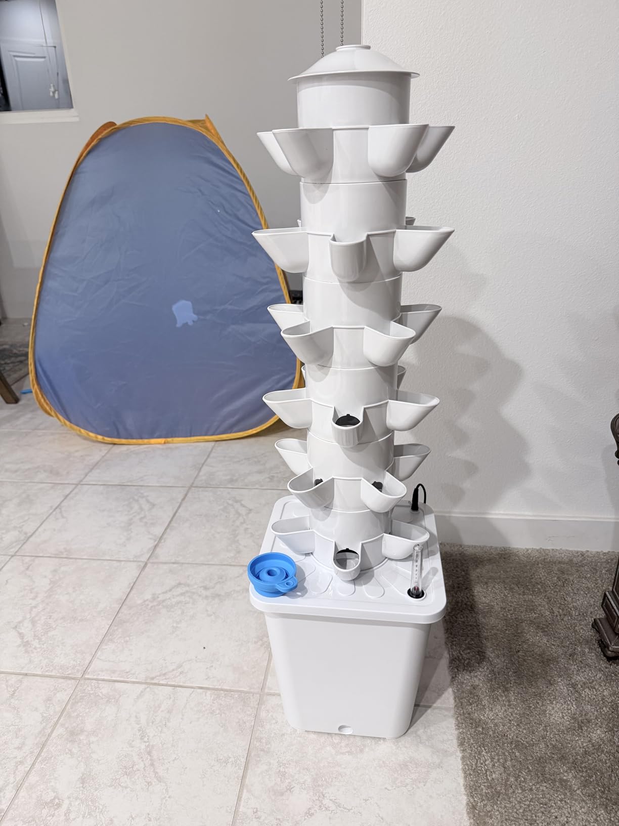 Hydroponics Tower Indoor Growing System Vertical Garden Planter Indoor Smart Garden Kit with Pump and Movable Water Tank (35-Plants) customer photo 1