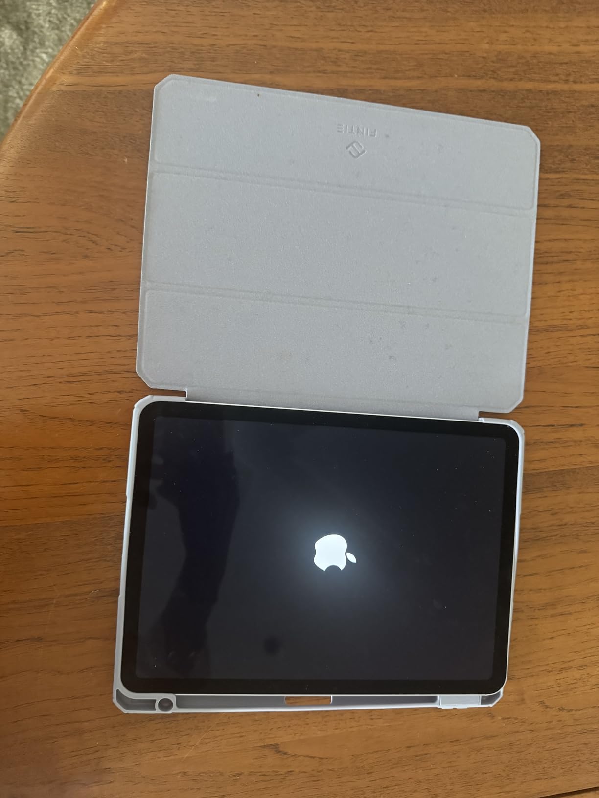 iPad Air 11-inch with M3 chip, Liquid Retina Display, 128GB, 12MP Front/Back Camera, Wi-Fi 6E + 5G Cellular, Touch ID - Blue customer photo 1