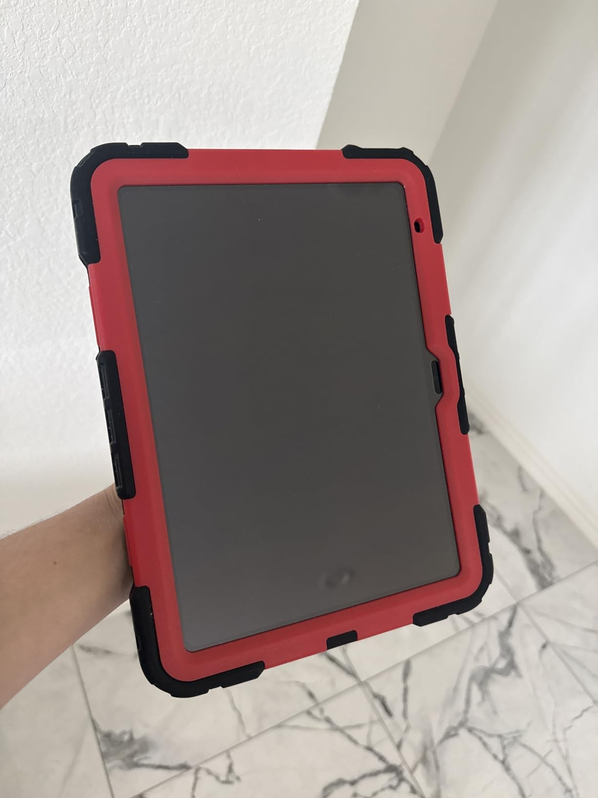 Apple iPad 11-inch: A16 chip, Liquid Retina Display, 128GB, Wi-Fi 6 + 5G Cellular, 12MP Front/12MP Back Camera, Touch ID - Blue customer photo 2