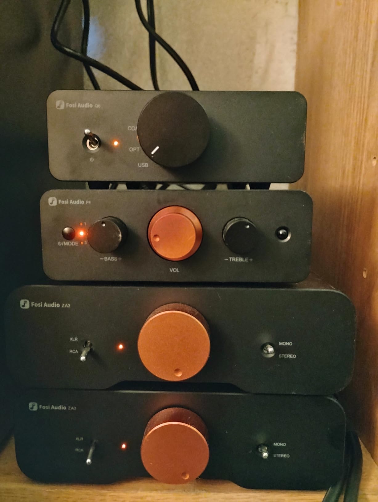 Fosi Audio Q6 Mini Desktop DAC, USB C Digital to Analog Audio Converter for Home Stereo Amplifier and Headphone Amp, Optical/Coaxial Input, RCA Output/Sub-Out, High-Resolution 32bit/768kHz DSD512 customer photo 2