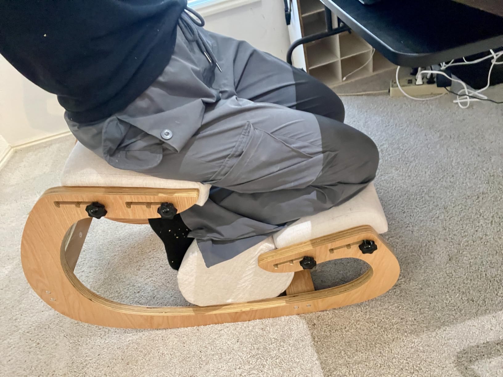 Adjustable Kneeling Chair, Wooden Ergonomic Chair Knee Chair Posture Chair - Improve Your Posture with an Angled Seat for Home,Office (Wood Color+ Pads) customer photo 1