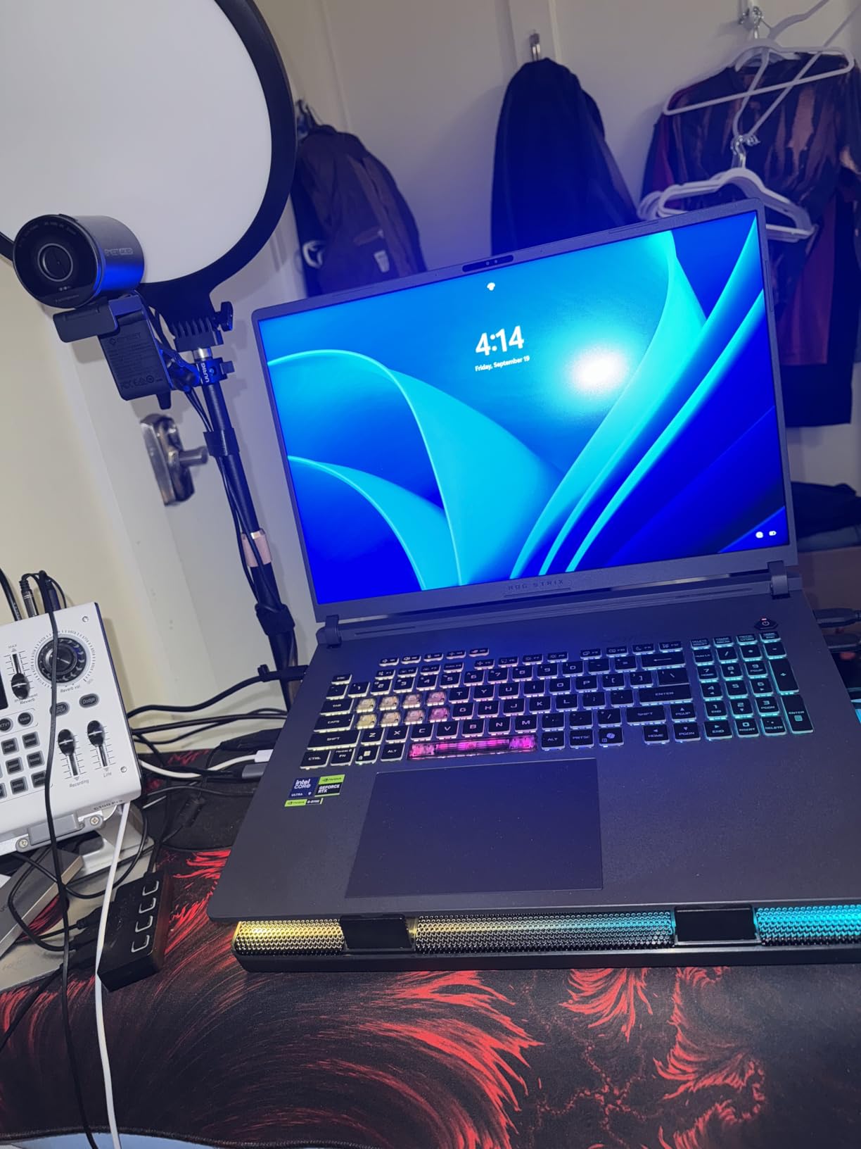 ROG Strix G18 (2025) Gaming Laptop, 18