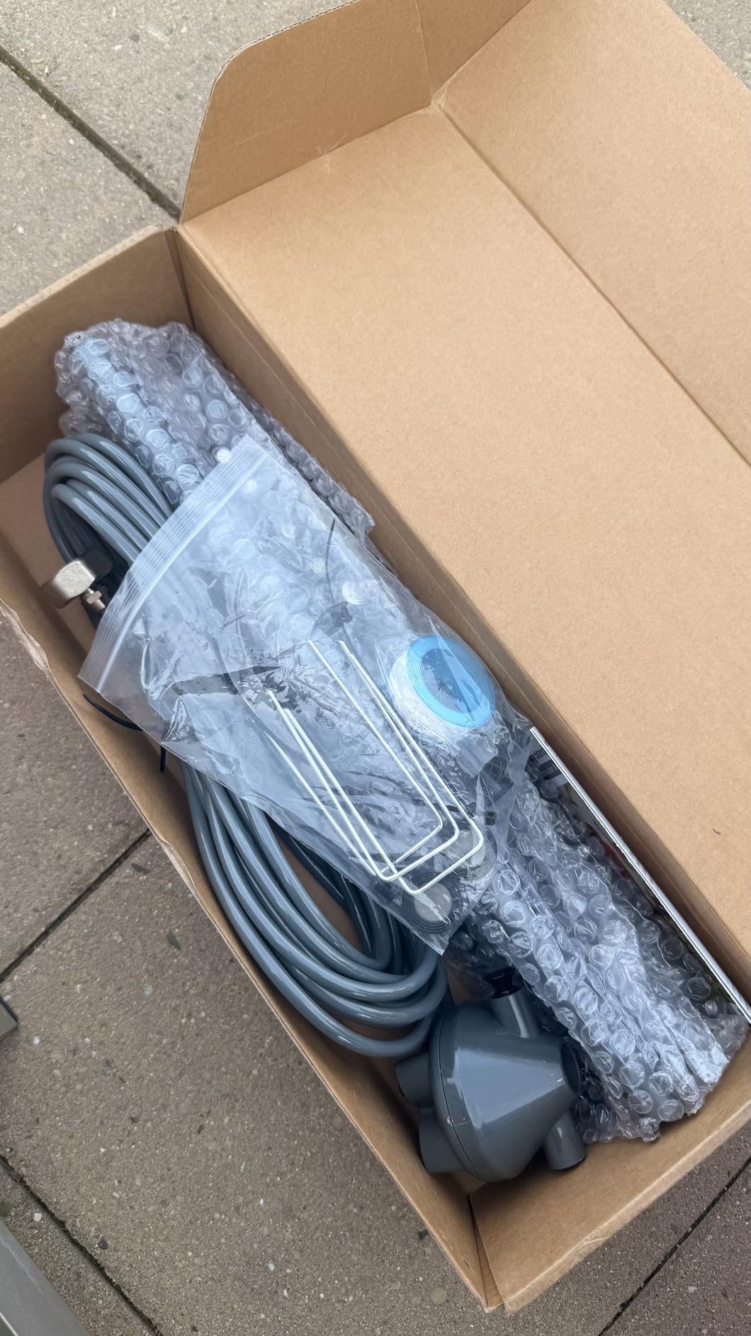 Standing Misters for Outside Patio, Adjustable Height 5.3 FT Stand Misting System for Cooling Outdoor, Portable Water Mister for Mist Playing, Patio Cooling, Backyard, Porch, Sprinkler customer photo 1