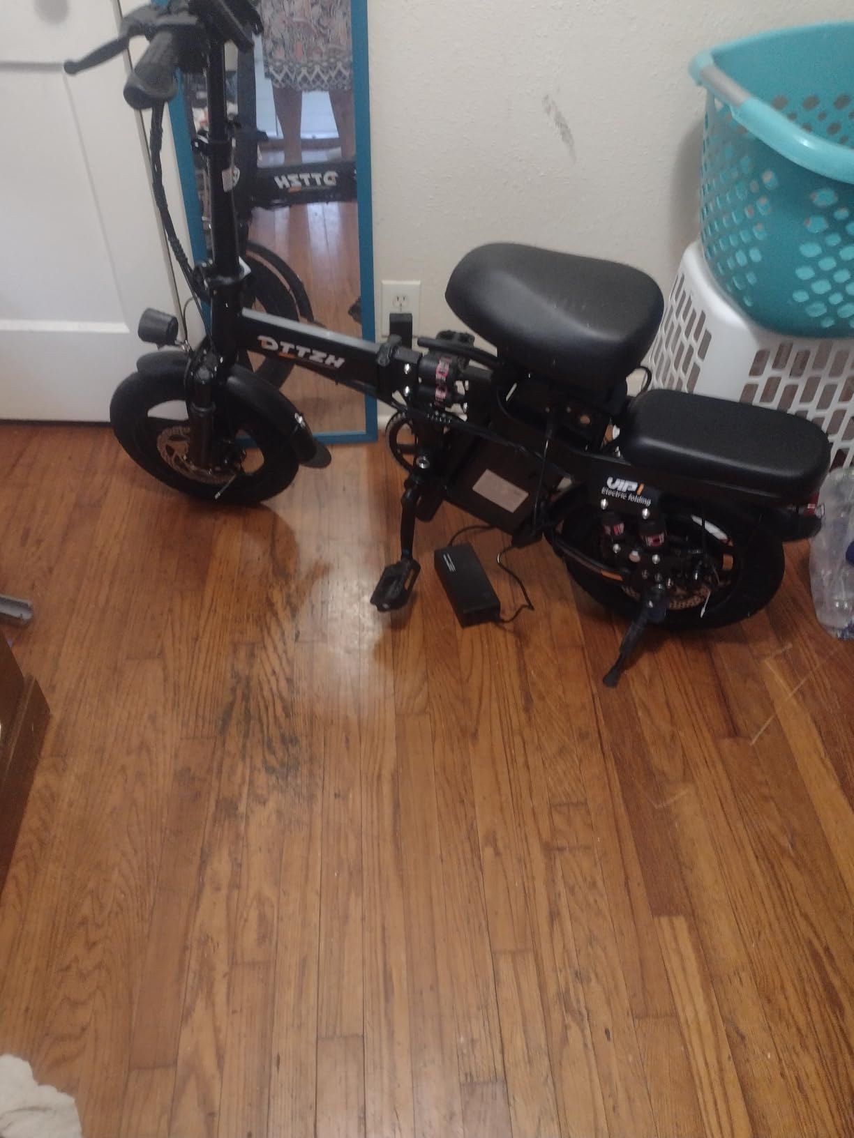 A12 Foldable Ebike for Adults, 1000W Peak, 28MPH, 48V 15Ah, Keyless Ignition, 60-80 Miles Range Folding Electric Bike, 14