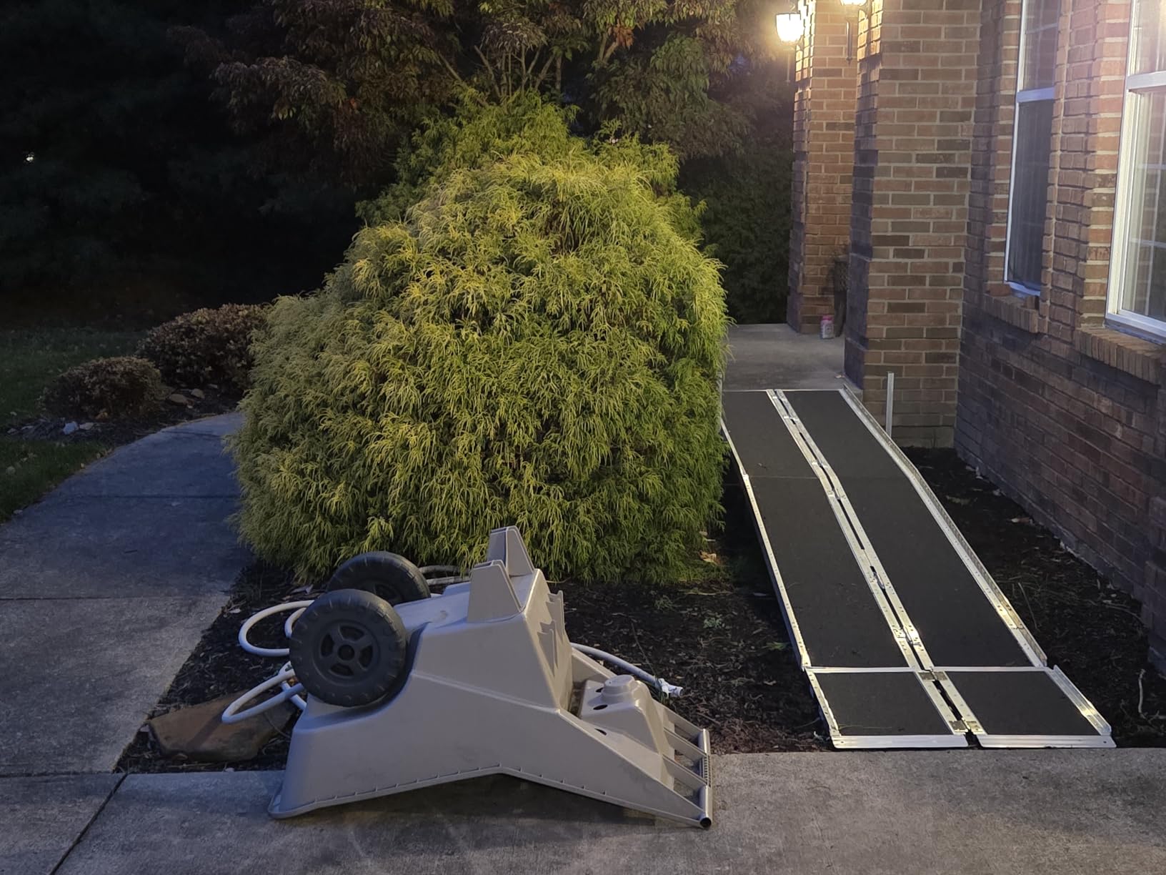 Wheelchair Ramp 12 Feet - Aluminum Long Portable Ramp - Loading Capacity 600 lbs - Portable 12 Foot Wheelchair Ramp with 2 Extra Support Leg customer photo 1