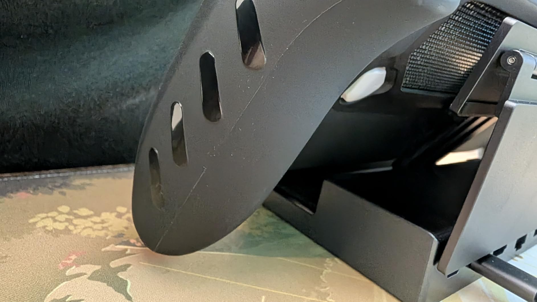 UGREEN Steam Deck Dock 6-in-1 4K@120Hz HDMI 2.1, 100W PD, USB-A & USB C 3.0, Gigabit Ethernet, Dock for Rog Xbox Ally 2025, Steam Deck, ROG Ally, Region Go, MacBook customer photo 2