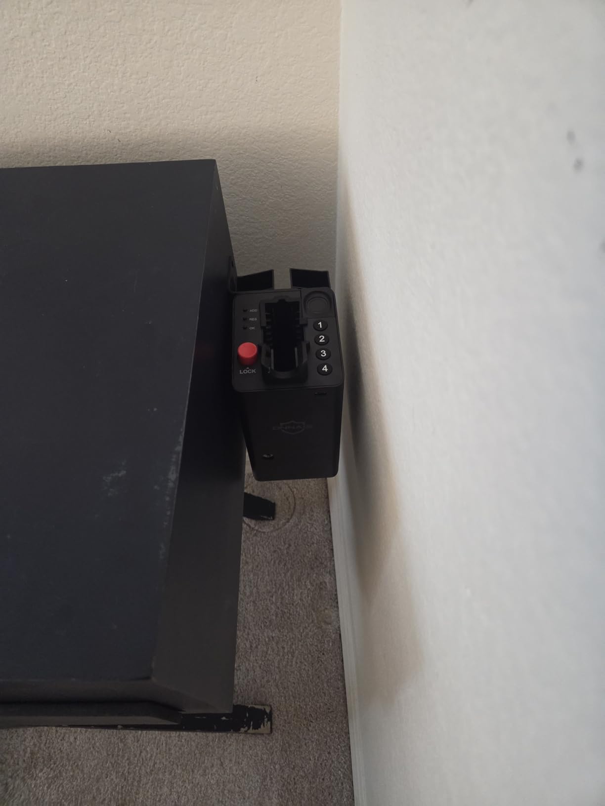 ONNAIS Biometric Pistol Gun Safe - Car and Bedside gun Safe for handgun with Fingerprint Trigger Lock customer photo 2