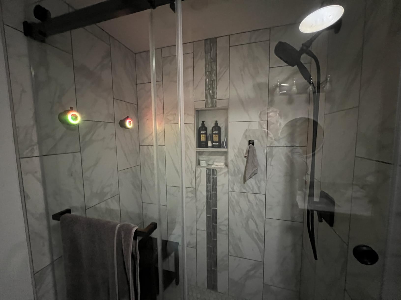 Shower Speaker Bluetooth Waterproof Portable: 360° Surround Sound, IPX7 Suction Cup Removable with Vacuum Exhaust Knob, 2 IN1, RGB Lights, BT5.4, TWS, Pool/Beach/Kayak, Gifts for Adults Teens-Black customer photo 2