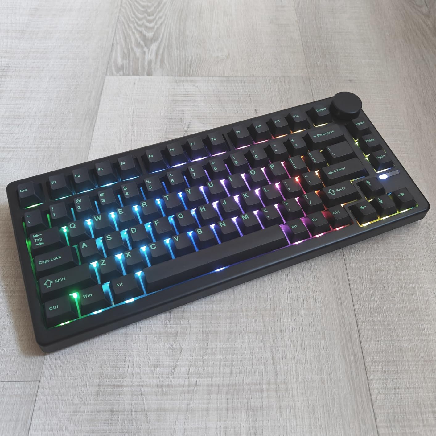 EPOMAKER QK81 75% Wireless Mechanical Gaming Keyboard, QMK/VIA Programmable and Hot-Swappable, 81 Keys with Metal Knob, 2.4Ghz/BT/USB, Creamy Gasket-Mount, RGB Backlight customer photo 2