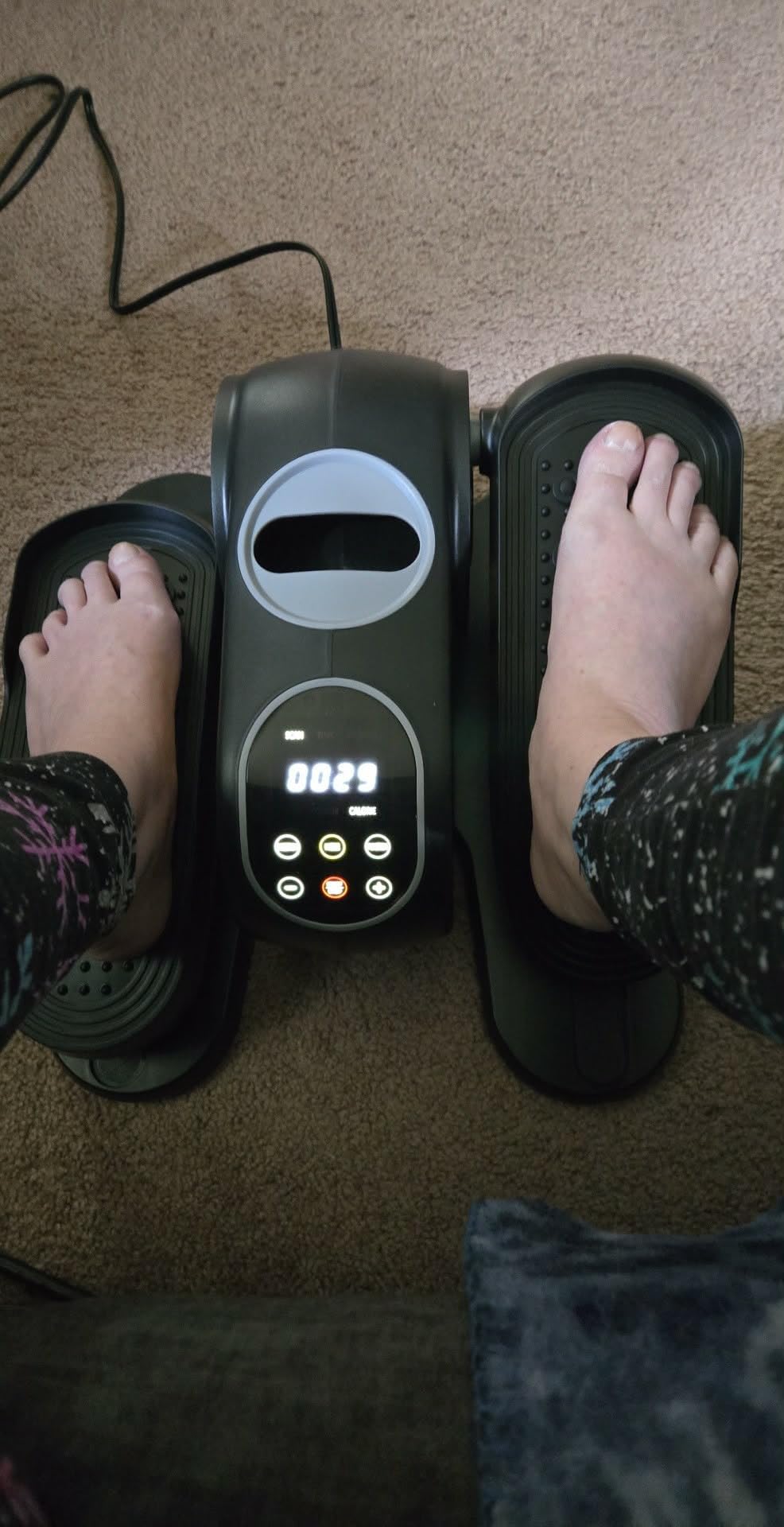 MERACH Under Desk Elliptical Machine, Leg Exerciser While Sitting for Seniors with Remote Control & 12-Speeds, Quiet Portable Electric Seated Pedal Exerciser Machine for Home Office customer photo 1