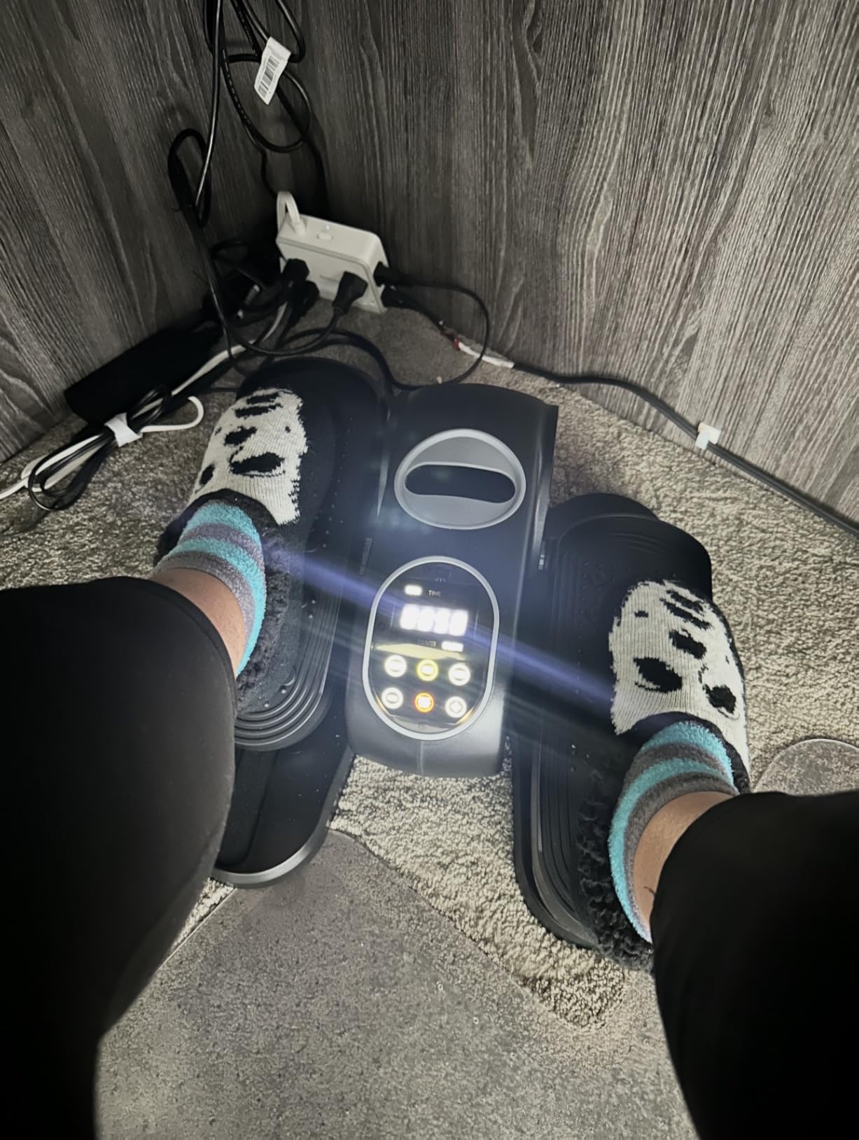 MERACH Under Desk Elliptical Machine, Leg Exerciser While Sitting for Seniors with Remote Control & 12-Speeds, Quiet Portable Electric Seated Pedal Exerciser Machine for Home Office customer photo 2