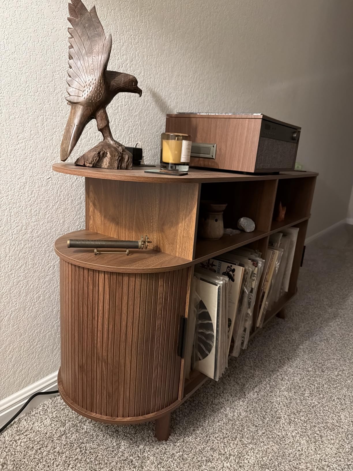 Large Round Record Player Stand with Charging Station & USB Ports, Record Storage Cabinet, Mid Century Modern Turntable Stand for Bedroom Living Room (Small Brown) customer photo 1