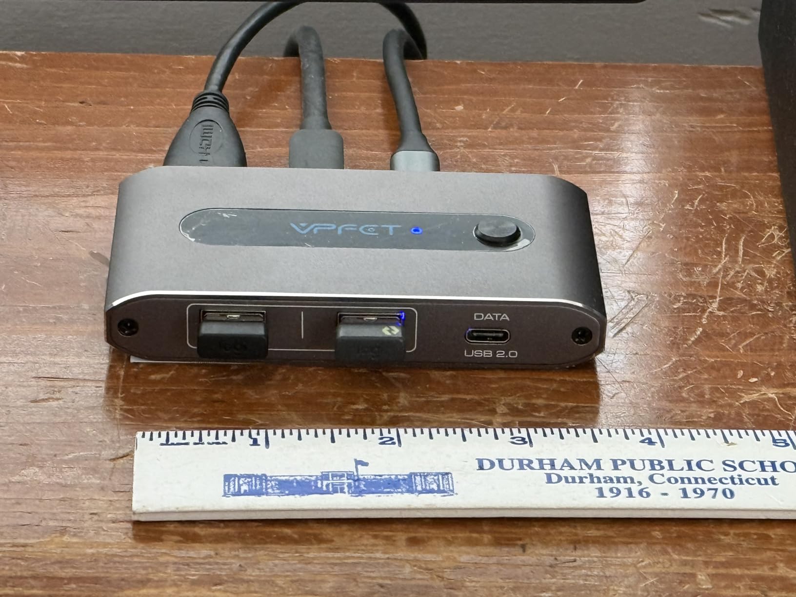 4K@60Hz USB C KVM Switch 1 Monitor 2 Computers HDMI KVM Switch 2 Laptops Share 1 Monitor 3 USB Devices with Up to 100W PD Charging for Windows Mac Laptop customer photo 2