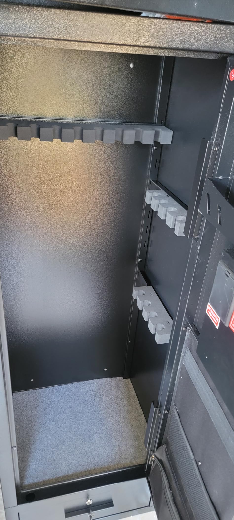 KAER 20 Biometric Gun Safe for Rifles and Pistols, Large Gun Cabinet for Home Rifle, Quick Access Gun Safe with Fingerprint, Rifle Safe with Removable Shelf and Pistol Pocket [No Assembly Required] customer photo 2