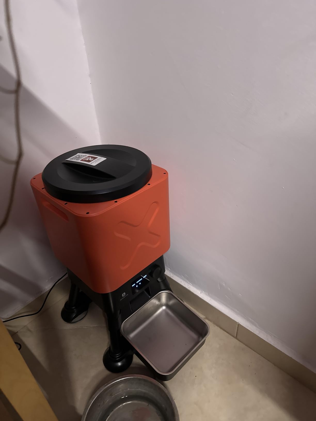 Automatic Dog Feeder for Large Dogs, 14L Capacity, Remote Feeding, Anti-Blockage System, Timed Auto Dog Food Dispenser, 2.4G WiFi App Control, Dual Power Supply, Stainless Steel Bowl customer photo 1