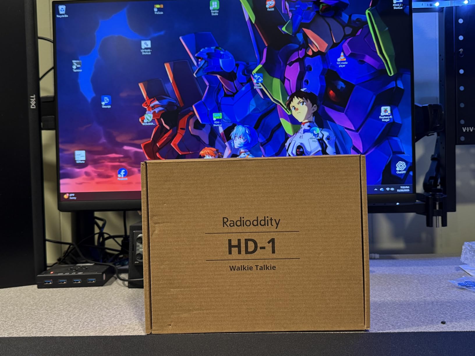 Radioddity HD-1 IP67 Waterproof Floating Walkie Talkies, Heavy Duty Long Range Two Way Radio w/ 2400mAh Battery One-Key Group Call, Vibrate Alert, SOS, Dual PTT, for Construction Hunting (4 Packs) customer photo 1