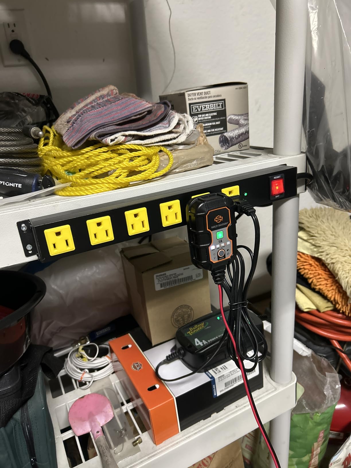 Heavy Duty 6 Outlet Metal Long Power Strip, 2700J Surge Protector with 15A Circuit Breaker, 6FT Extension Cord, Wall Mount for Garage, Workshop & Industrial Use, Wide Spaced (6ft) customer photo 1