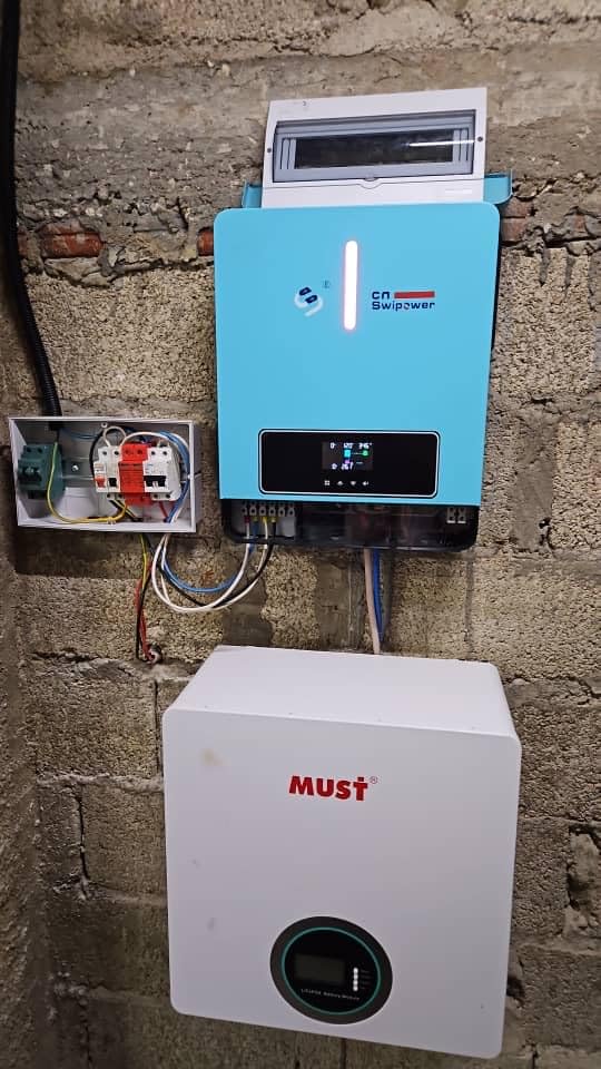 3600W Pure Sine Wave Solar Inverter with 120A MPPT Charge Controller - 24V DC to 110V AC Converter for RV, Home Backup and Off-Grid Systems customer photo 1