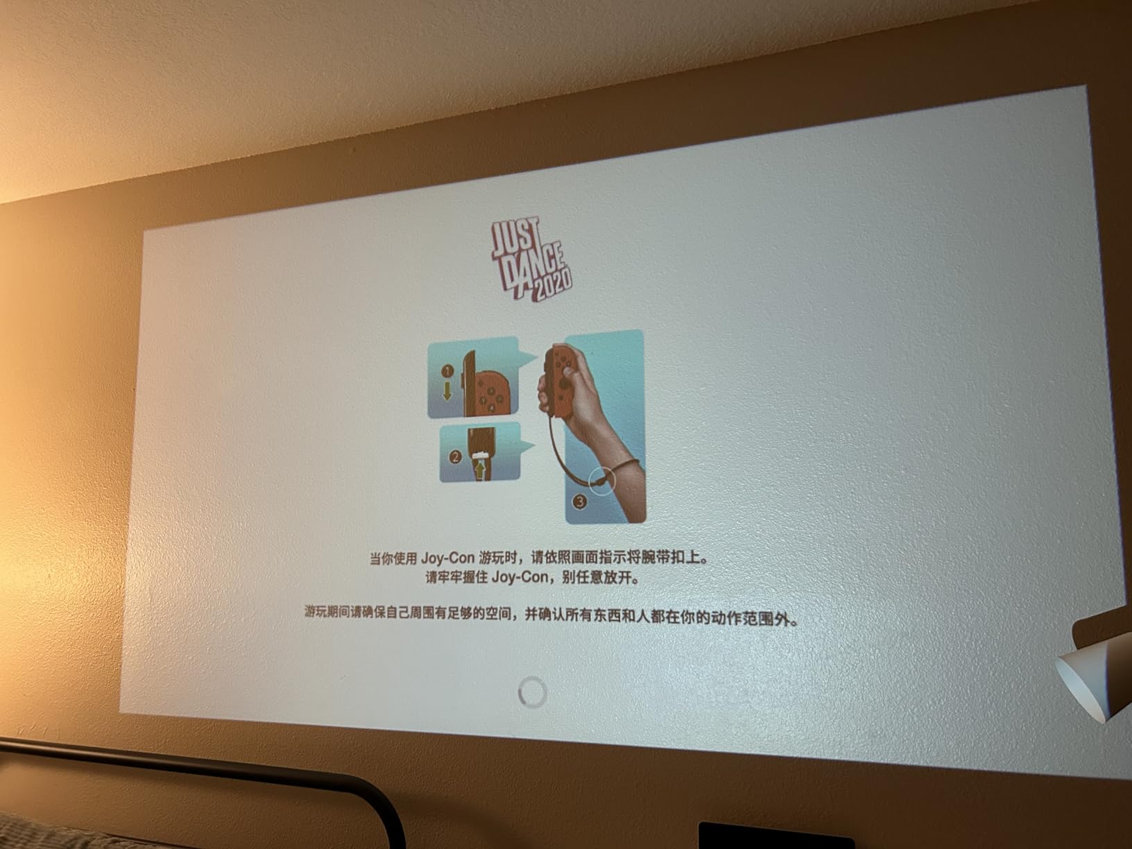 Mini Projector With Wifi And Bluetooth, 1080P Portable Projector with Built-in Apps & Electric Focusing & 210° Rotation customer photo 1