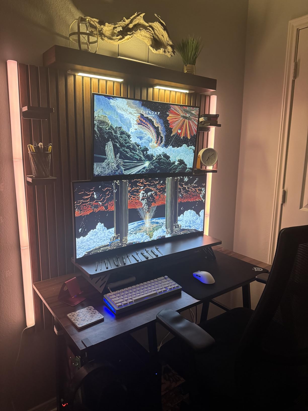 Gawfolk 24.5 Inch Gaming Curved Monitor Built-in Speakers, 3000R 120Hz White PC Screen Full HD 1080P, HDMI 2.0, VGA, Wall Mount Compatible customer photo 1