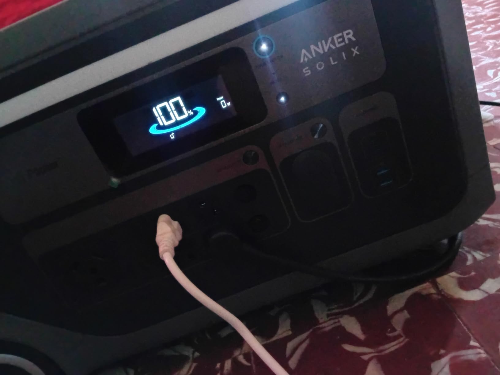 Anker SOLIX F3000 Portable Power Station, 3,072Wh, 6,000W Recharging, Solar Generators for Home Use, Expandable to 24kWh, Works with Generator, For Power Outages, Camping, RVs, Emergencies customer photo 2