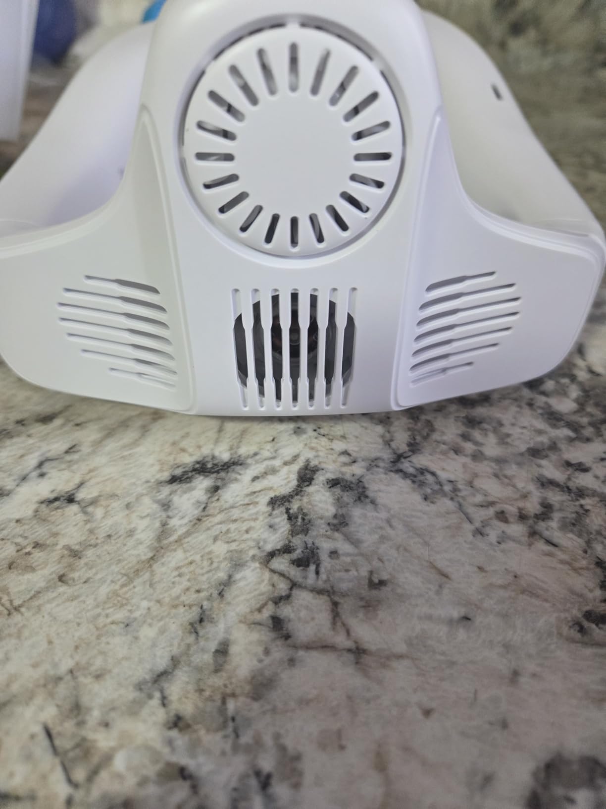 Neck Fan Air Conditioner with Large Cooling Plate, Portable Neck Fans that Blow Cold Air 360° Airflow, Wearable Personal AC Quiet Back Air Outlet 6000mAh Rechargeable, Gifts for Women Travel Office customer photo 1