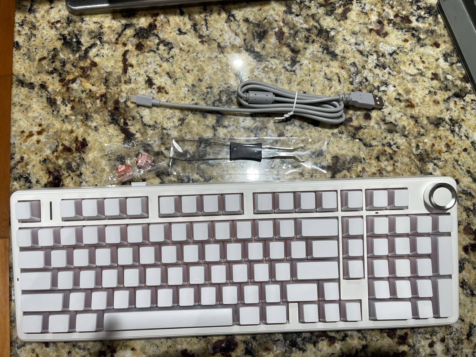 AULA F99 Pro Wireless Mechanical Keyboard-Silent Version, BT5.0/2.4GHz/USB-C Hot Swappable Custom Keyboard, Gasket Structure, Pre-lubed Linear Switches RGB Backlit Computer Gaming Keyboards, Black customer photo 1