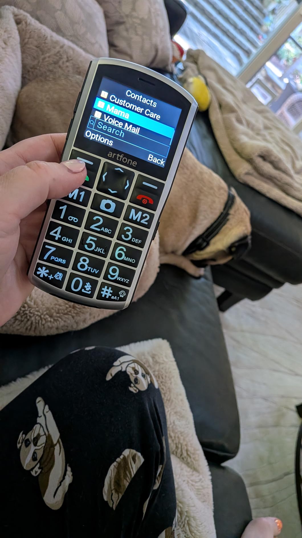 A400 Pro Silver - Large Button Cell Phone for Seniors - 4G LTE Unlocked Phones with SOS Button - 2MP Rear Camera - Charging Dock - 1800mAh - Dual SIM - Speed Dial - Volume Boost customer photo 1