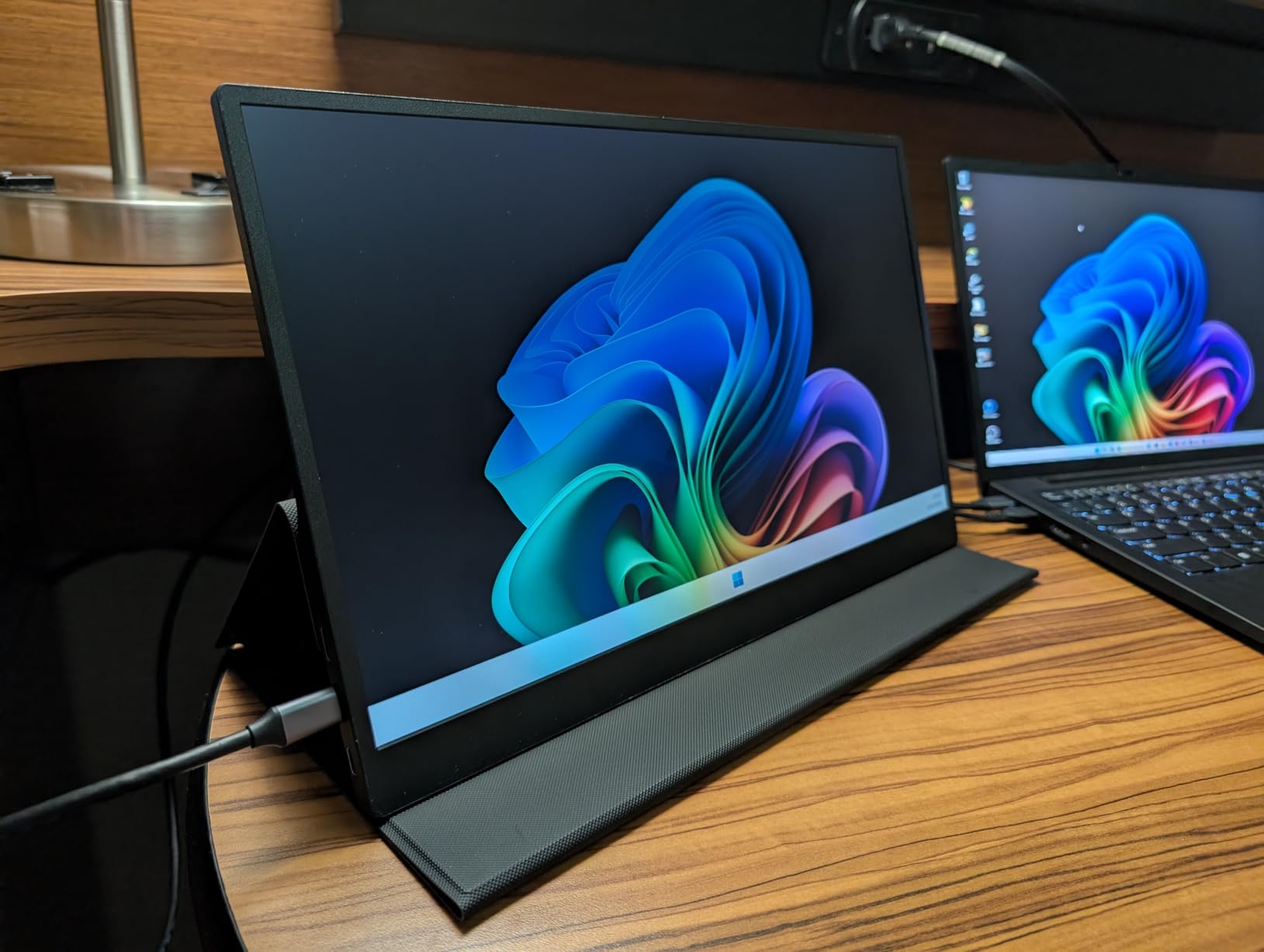 Shiarffe X5 Smart Board 65 Inch 4K Interactive Whiteboard 8GB RAM + 128GB Storage All-in-One Touchscreen Monitor Built-in 48MP Camera Mics and Speaker for Classrom Hybrid Work (Board Only) customer photo 2