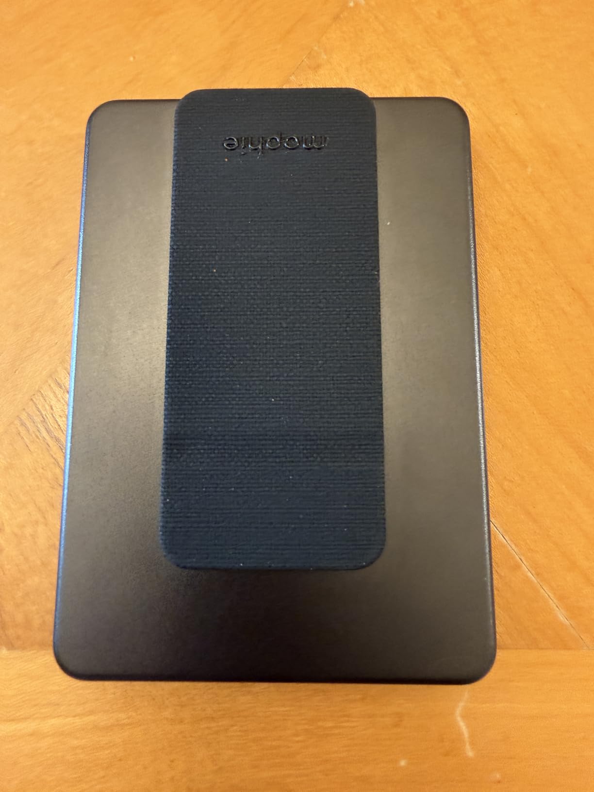 Mophie Powerstation Wireless Slim with Stand 10,000mAh Power Bank - MagSafe Compatible, 15W Qi2-Certified, 30W USB-C PD Fast Charging, Slim Battery Pack for iPhone, Android, Travel & Airplane Use customer photo 1