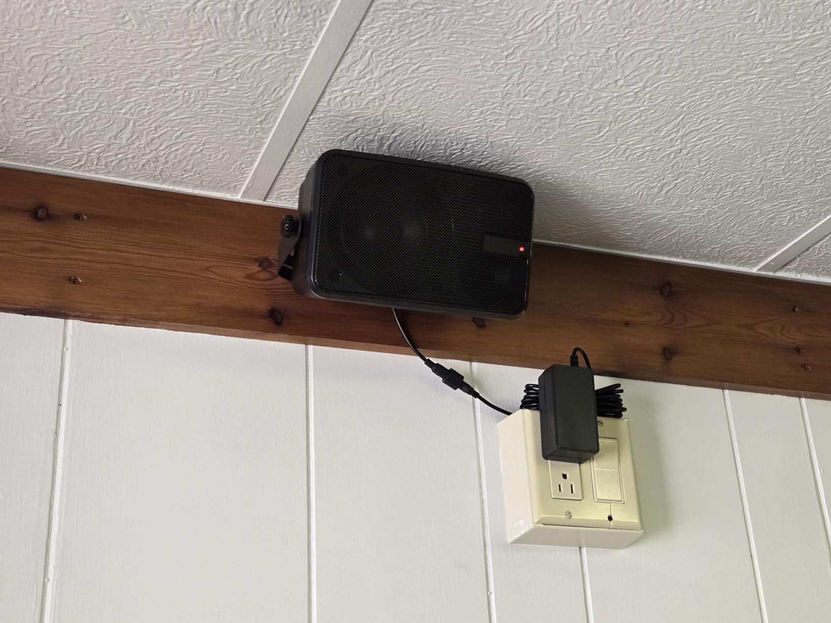 400W AC-Powered Outdoor Bluetooth Speakers | Wireless Sync 100+ Speakers | IPX5 Waterproof Wall Mount | for Party, Patio, Porch, Garage (Pair, Black) customer photo 1