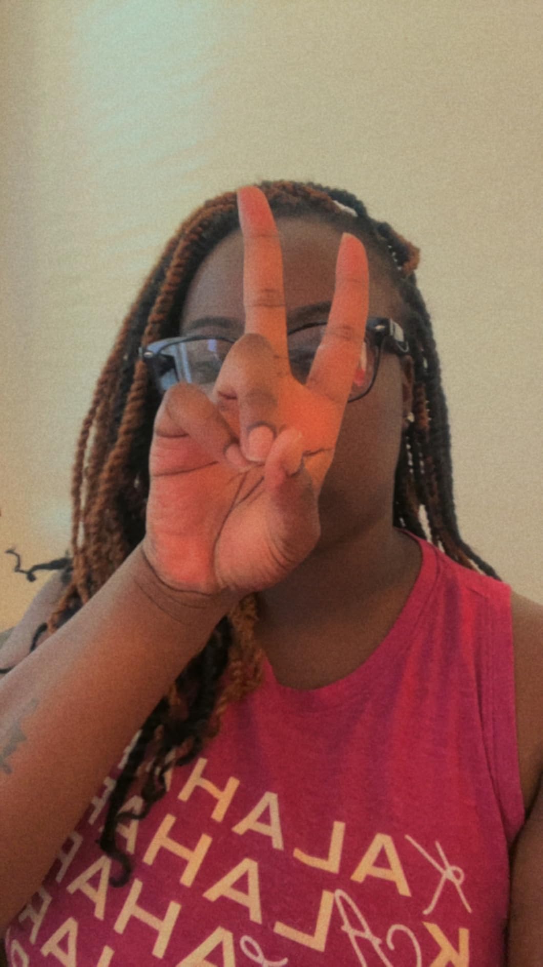 AI Smart Glasses for Men and Women with Chat GPT, Bluetooth Translation Glasses with 165 Languages and Color-Change Lens, Music Playback & Hands-Free Calls, UV & Blue Light Protection customer photo 1