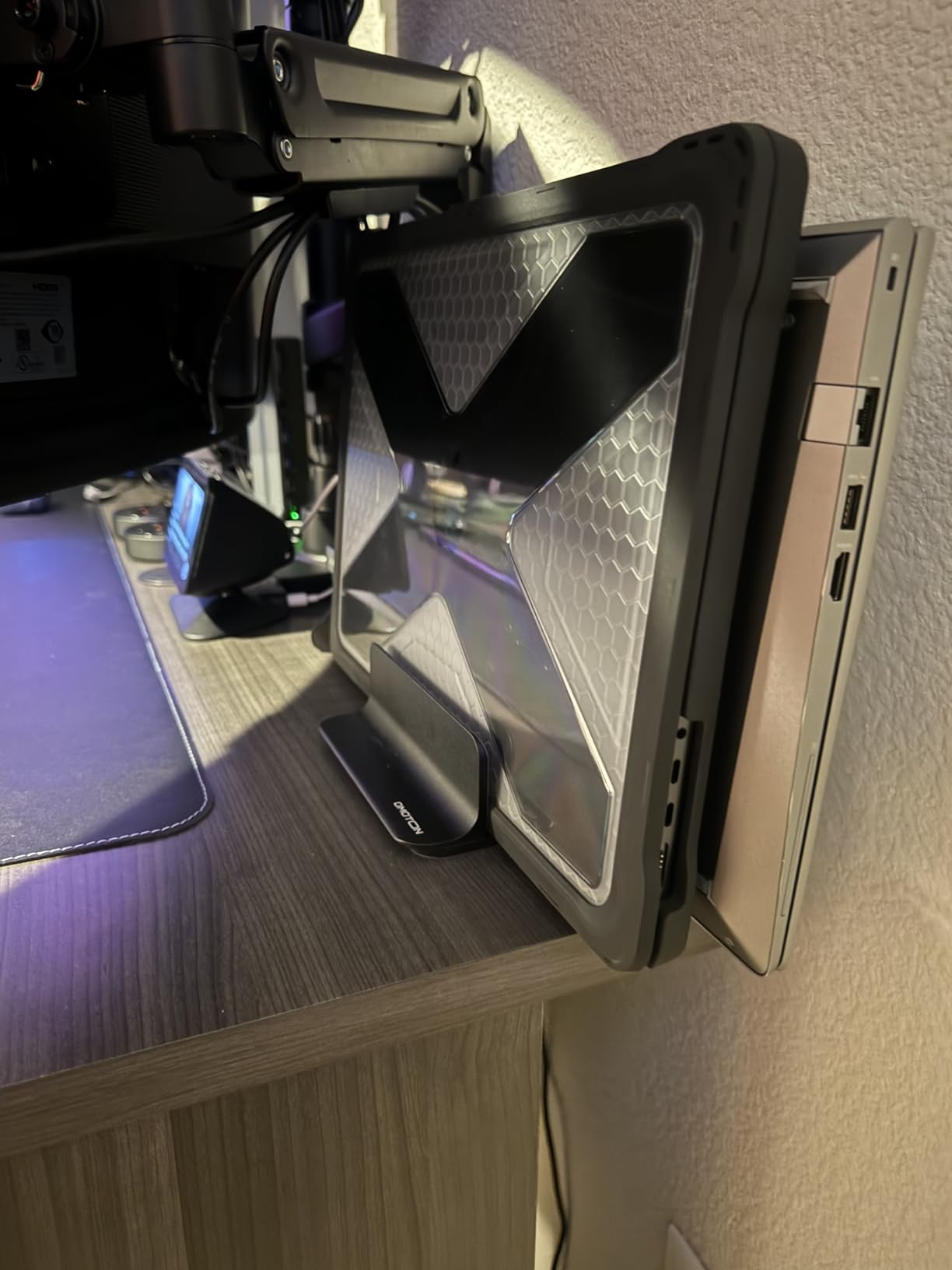 TobenONE DisplayLink Docking Station 4 Monitors, 20-in-1 Quad 4K@60Hz HDMI Display with 150W Power Supply for Thunderbolt 5/4/3, USB-C Windows,Chrome, MacBook/Mac mini(6 USB, Ethernet, SD/Micro SD) customer photo 1