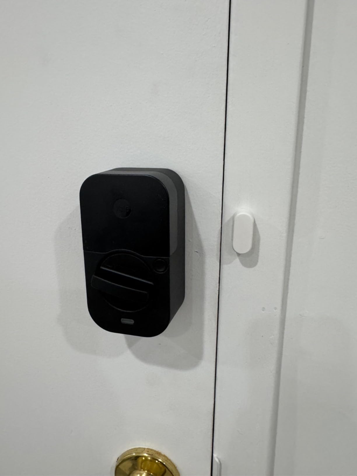 Yale Assure Lock 2 Keypad with Wi-Fi Connect, Black Suede Deadbolt for Vacation Rental Hosts, YRD410-CB1-BSP customer photo 1