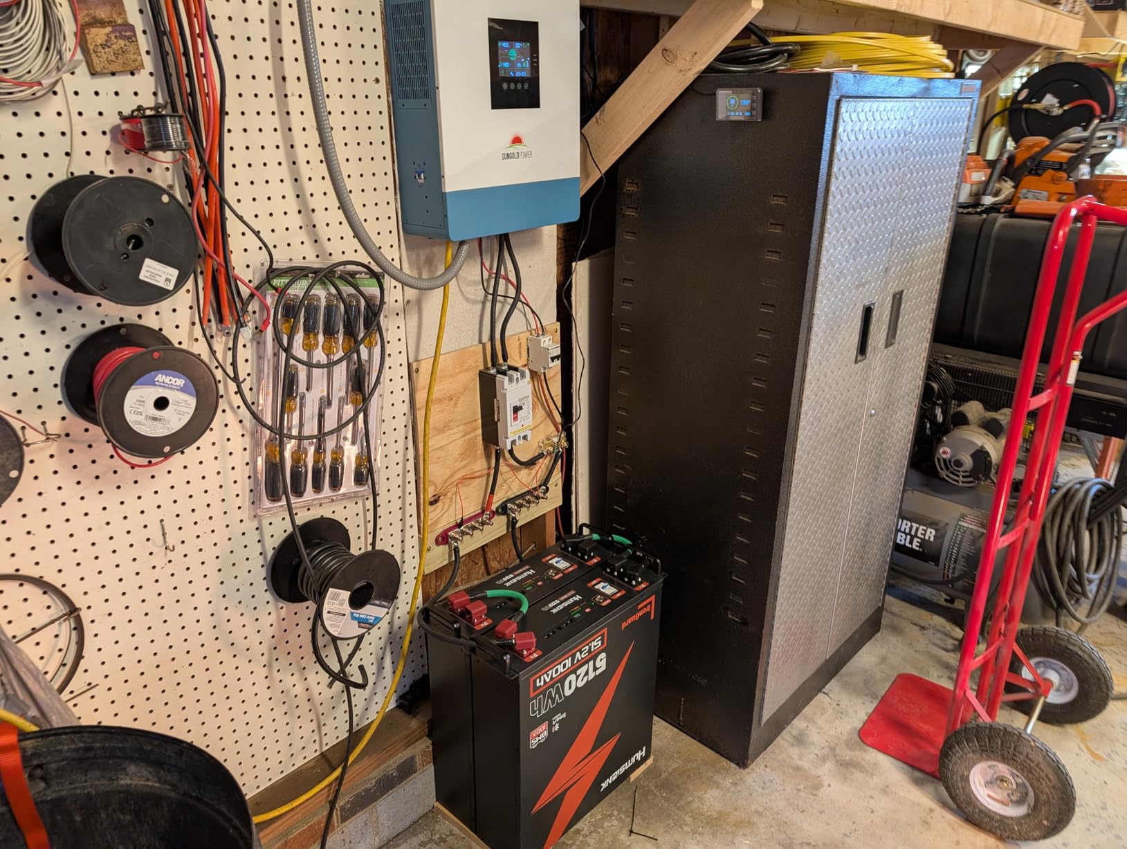 HumsiENK 48V 100Ah LiFePO4 Lithium Battery | UL1973 Listed | 3U Server Rack with Active Balancing & BYD Cells, Max 5120Wh & Bluetooth, 100A BMS for Off-Grid Solar System, Home Energy Storage, Backup customer photo 2