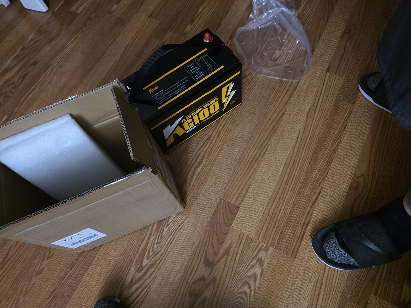 12V 100Ah LiFePO4 Battery, BCI Group 31 Lithium Battery with Built-in 100A BMS, 15000 Cycles Lithium Iron Phosphate Battery Perfect for Trolling Motors, Yacht, Marine, Boat, RV, Home Energy Storage customer photo 2