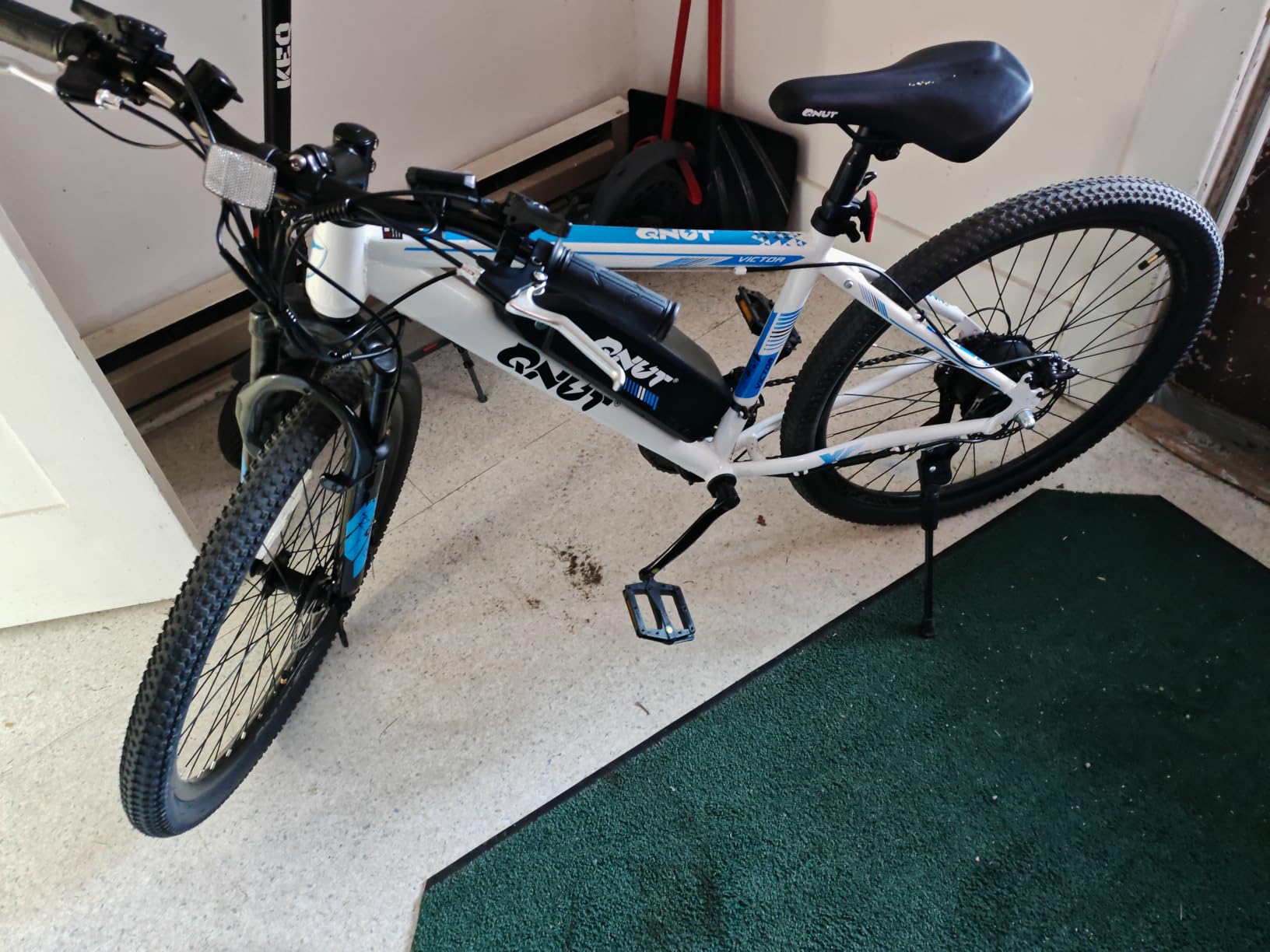 Totem Electric Bike for Adults, 750W Peak 26
