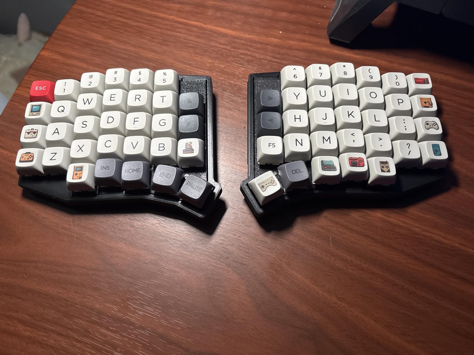 YMDK Sofle Wireless Split Keyboard 2.4Ghz 64 Keys Ergonomic Hotswappable 60% Layout 3D PLA Vial All Key Programmable Mini Independent Gaming Keyboard Kit customer photo 2