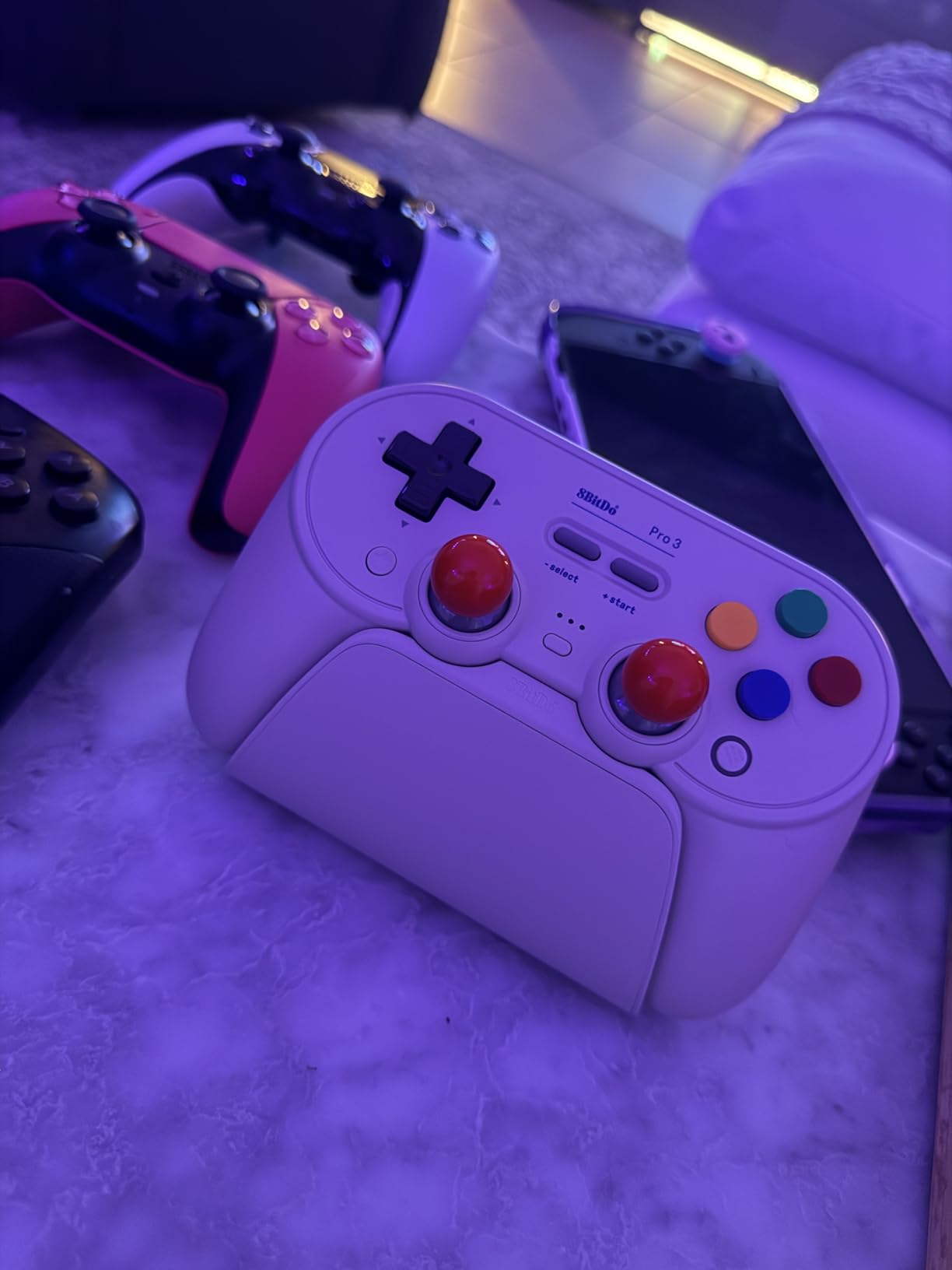 8BitDo Pro 3 Bluetooth Controller for Switch/Switch 2 - TMR Joysticks, Swappable ABXY Buttons, Pro Back Buttons, Charging Dock, Hall Effect Triggers, for Windows, Apple, SteamOS, Android customer photo 2